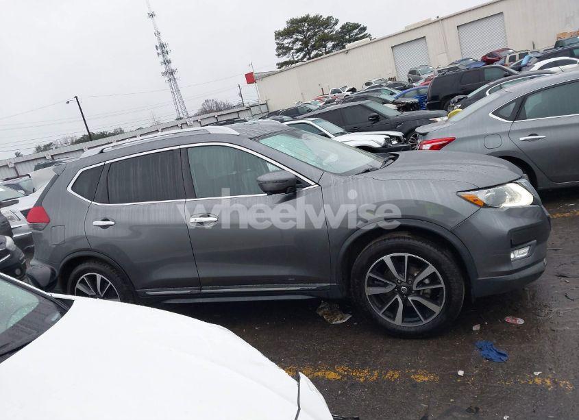 Photo 13 of 2019 Nissan Rogue SL (VIN 5N1AT2MT4KC784661)
