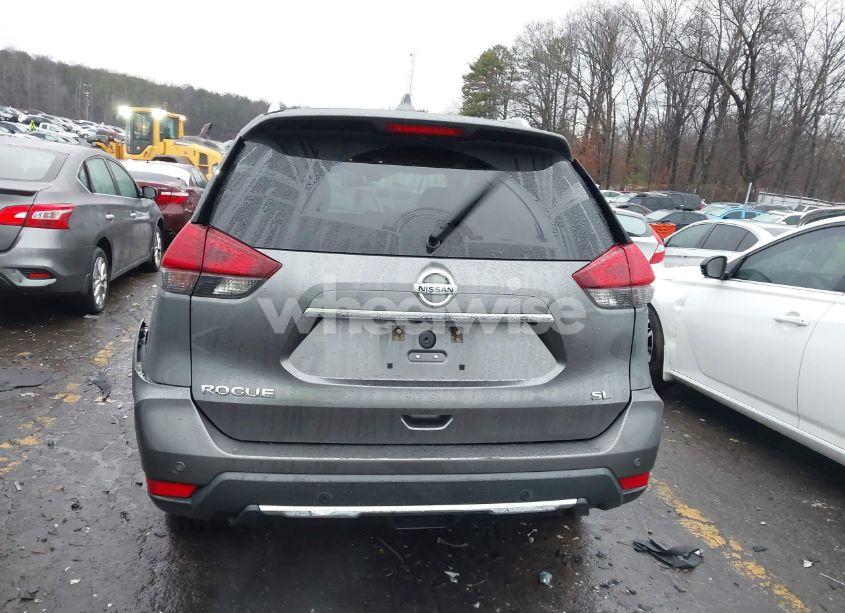 Photo 16 of 2019 Nissan Rogue SL (VIN 5N1AT2MT4KC784661)