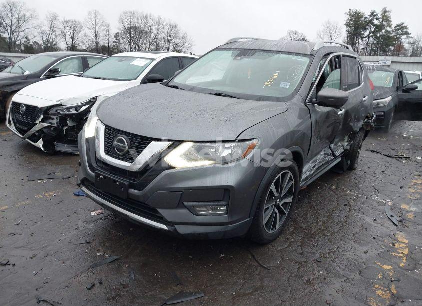 Photo 2 of 2019 Nissan Rogue SL (VIN 5N1AT2MT4KC784661)
