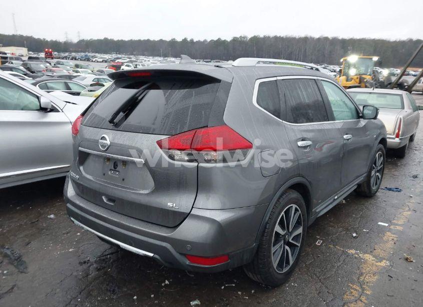Photo 4 of 2019 Nissan Rogue SL (VIN 5N1AT2MT4KC784661)