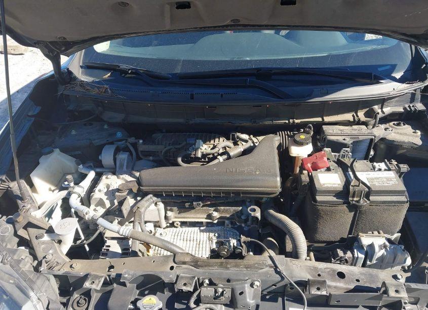 Photo 10 of 2019 Nissan Rogue S (VIN 5N1AT2MT4KC810742)