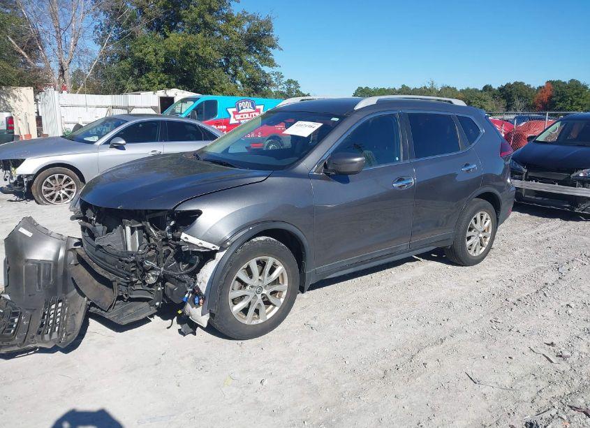 Photo 2 of 2019 Nissan Rogue S (VIN 5N1AT2MT4KC810742)