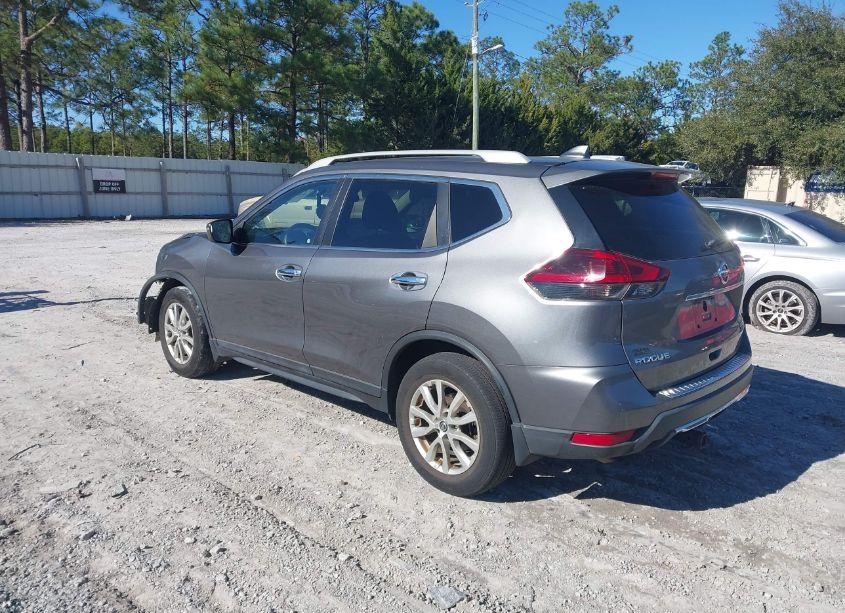 Photo 3 of 2019 Nissan Rogue S (VIN 5N1AT2MT4KC810742)