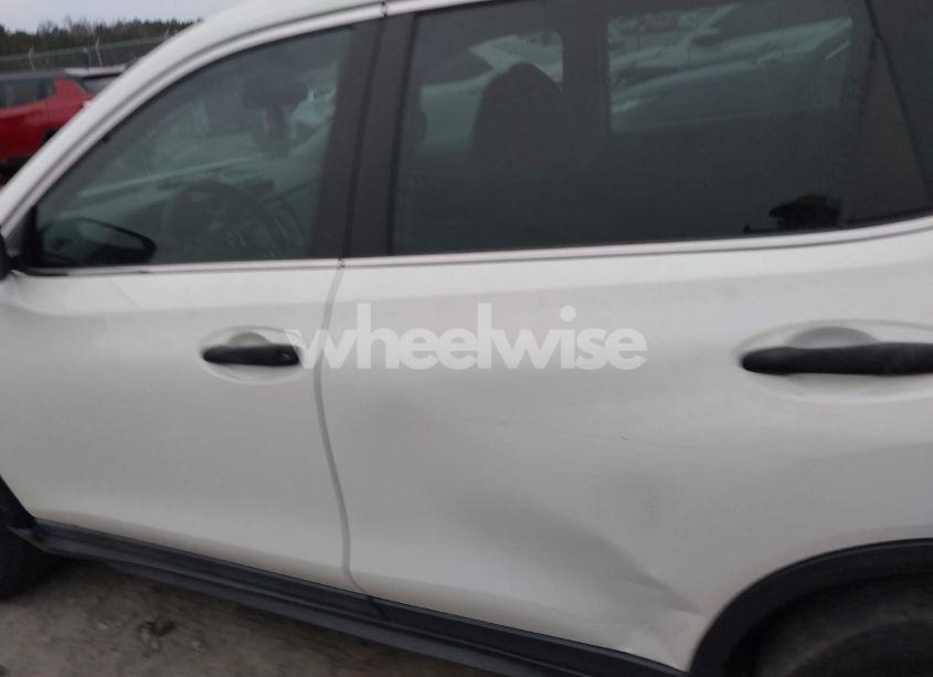 Photo 14 of 2019 Nissan Rogue S (VIN 5N1AT2MT4KC815116)