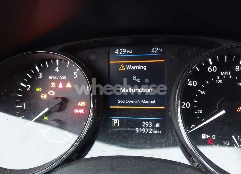 Photo 15 of 2019 Nissan Rogue S (VIN 5N1AT2MT4KC815116)