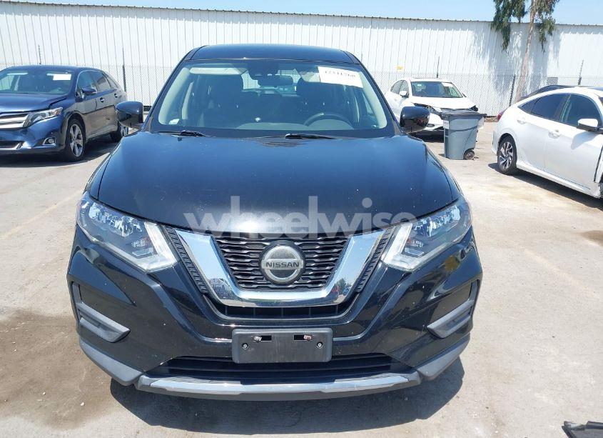 Photo 13 of 2019 Nissan Rogue S (VIN 5N1AT2MT4KC839870)