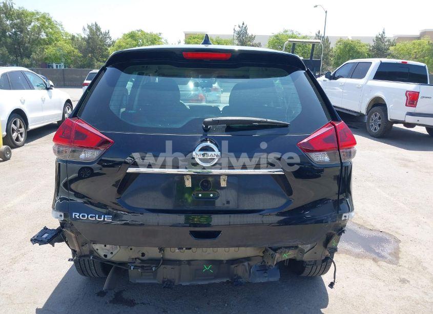 Photo 17 of 2019 Nissan Rogue S (VIN 5N1AT2MT4KC839870)