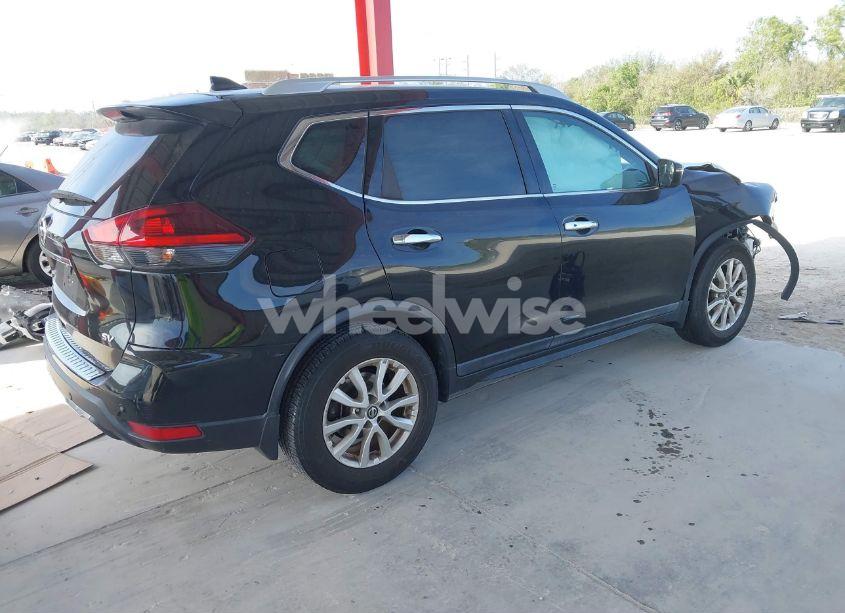 Photo 4 of 2020 Nissan Rogue SV FWD (VIN 5N1AT2MT4LC738412)