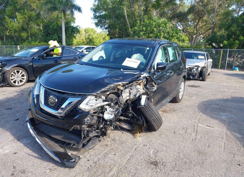 Photo 2 of 2020 Nissan Rogue S FWD (VIN 5N1AT2MT4LC745151)