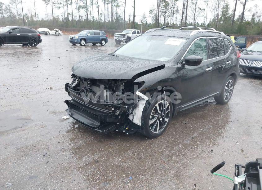 Photo 2 of 2020 Nissan Rogue SL FWD (VIN 5N1AT2MT4LC760958)