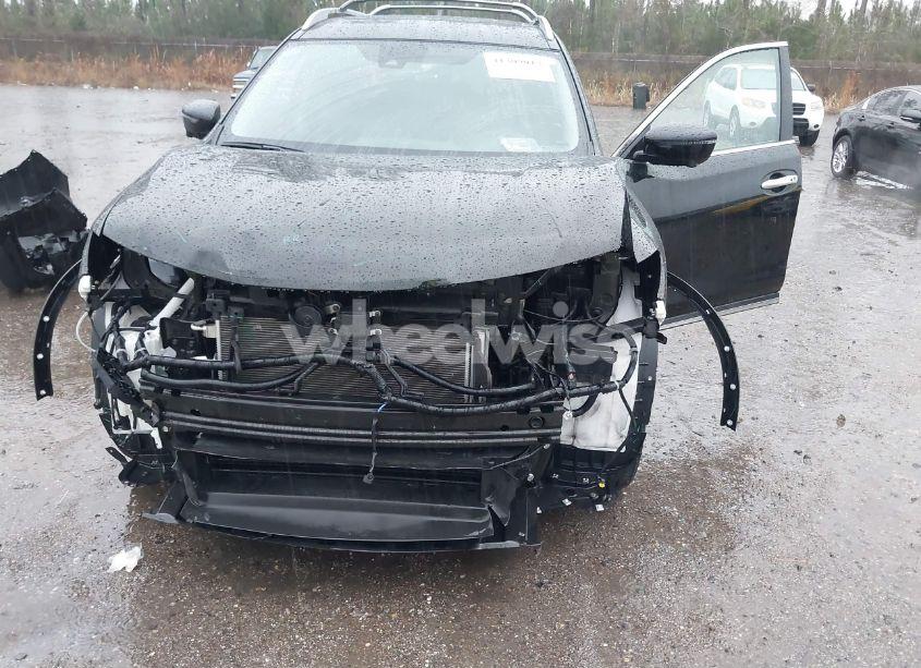Photo 6 of 2020 Nissan Rogue SL FWD (VIN 5N1AT2MT4LC760958)