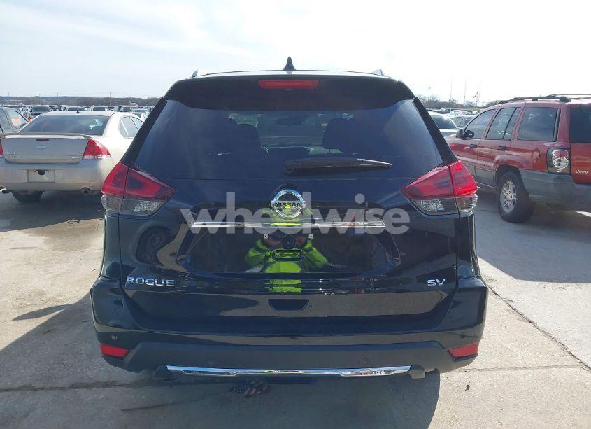 Photo 16 of 2020 Nissan Rogue SV FWD (VIN 5N1AT2MT4LC785892)