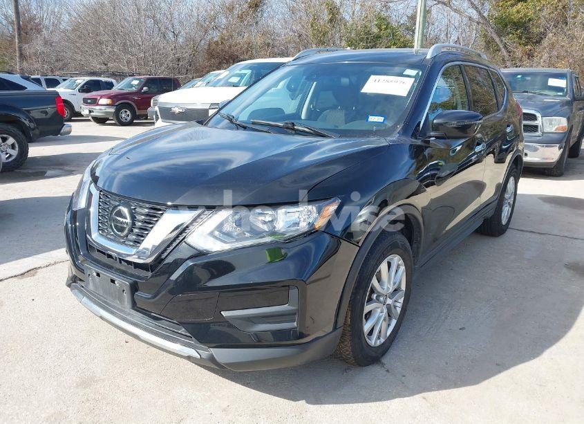 Photo 2 of 2020 Nissan Rogue SV FWD (VIN 5N1AT2MT4LC785892)