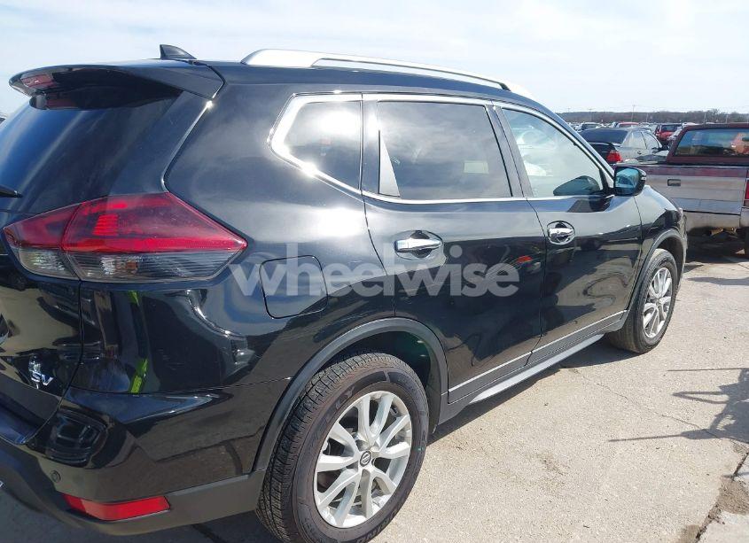 Photo 6 of 2020 Nissan Rogue SV FWD (VIN 5N1AT2MT4LC785892)