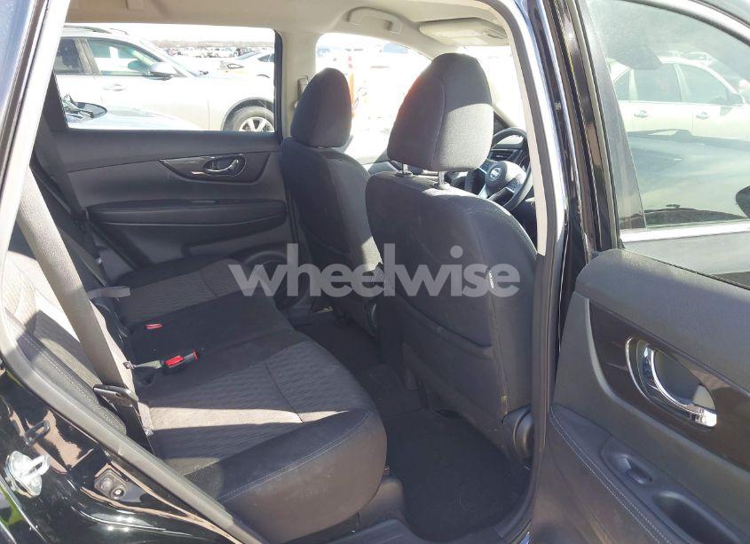 Photo 8 of 2020 Nissan Rogue SV FWD (VIN 5N1AT2MT4LC785892)