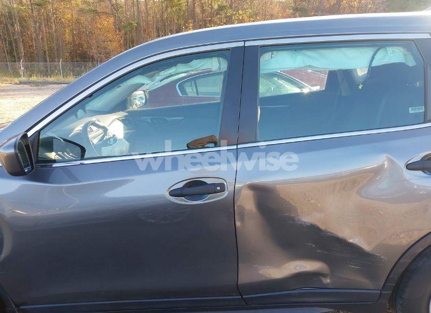 Photo 14 of 2020 Nissan Rogue S FWD (VIN 5N1AT2MT4LC814033)