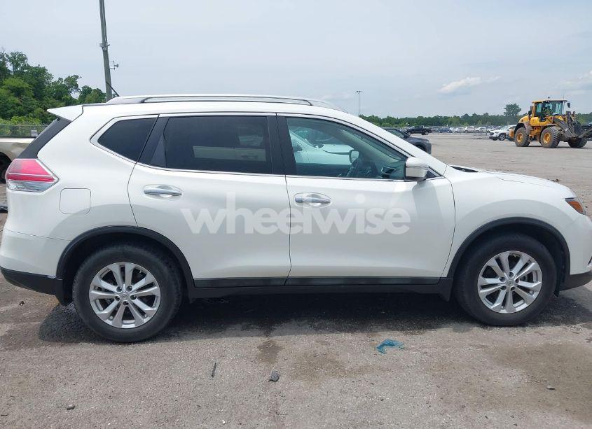 Photo 13 of 2014 Nissan Rogue SV (VIN 5N1AT2MT5EC837453)