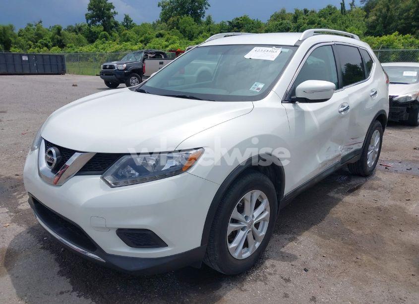 Photo 2 of 2014 Nissan Rogue SV (VIN 5N1AT2MT5EC837453)
