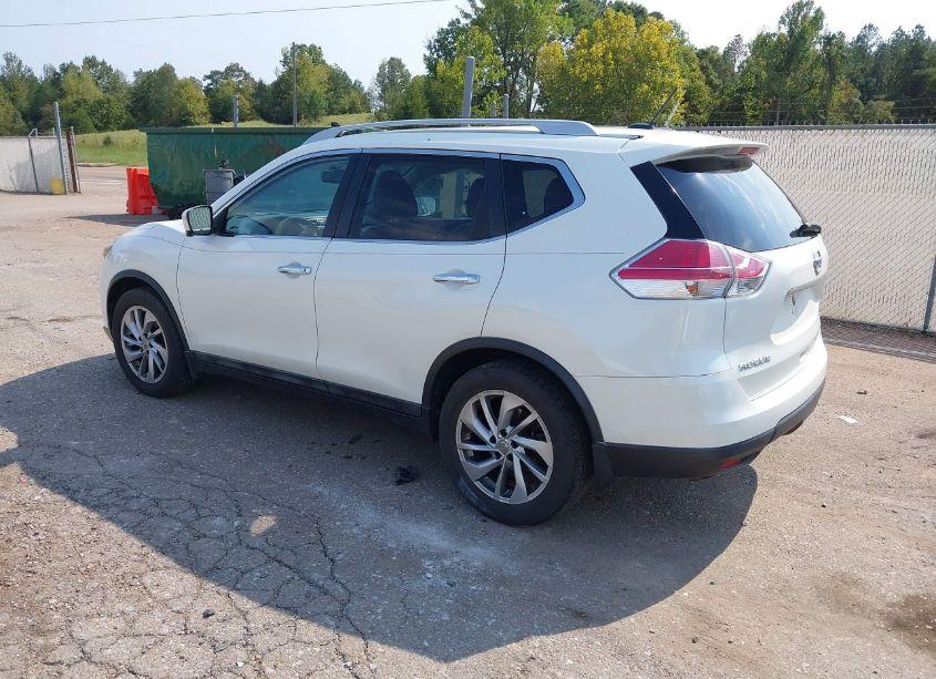 Photo 3 of 2015 Nissan Rogue SL (VIN 5N1AT2MT5FC770032)