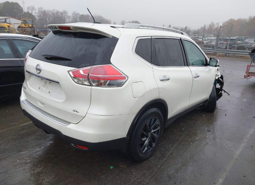 Photo 4 of 2015 Nissan Rogue SL (VIN 5N1AT2MT5FC815681)