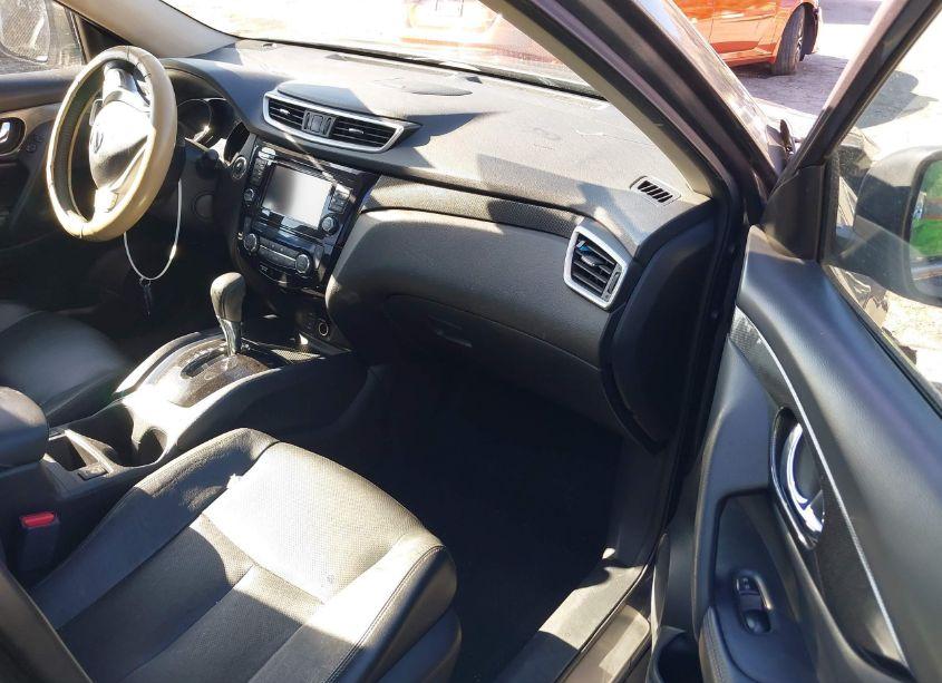 Photo 5 of 2015 Nissan Rogue SL (VIN 5N1AT2MT5FC816331)