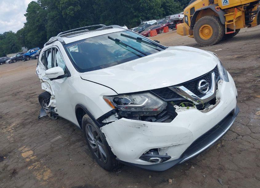 2015 Nissan Rogue SL (VIN 5N1AT2MT5FC902951) main photo