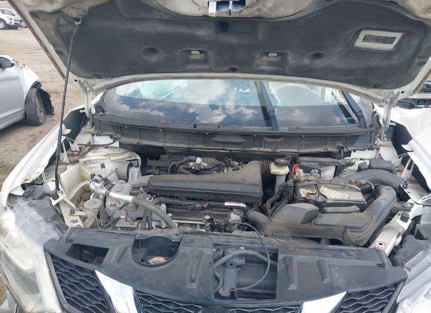 Photo 10 of 2015 Nissan Rogue SL (VIN 5N1AT2MT5FC902951)