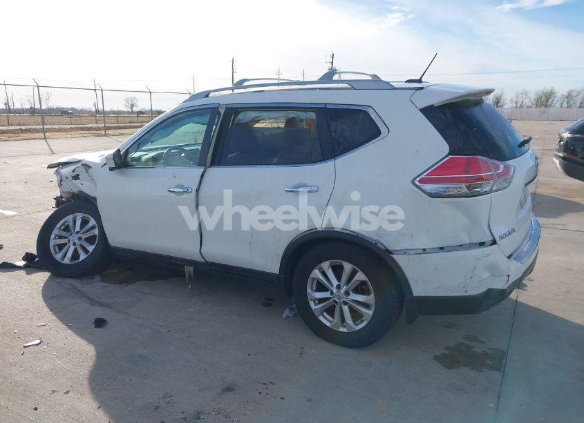 Photo 13 of 2015 Nissan Rogue SV (VIN 5N1AT2MT5FC920043)