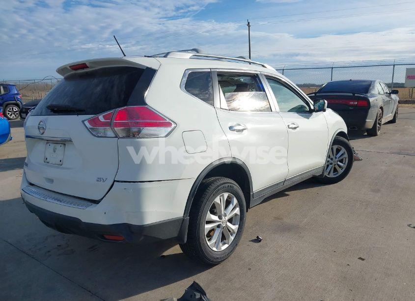 Photo 4 of 2015 Nissan Rogue SV (VIN 5N1AT2MT5FC920043)