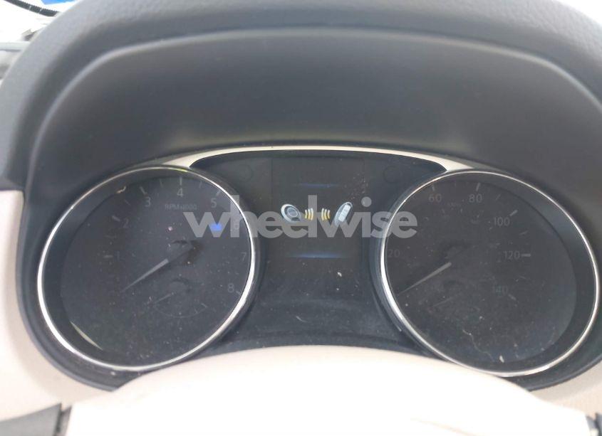 Photo 7 of 2015 Nissan Rogue SV (VIN 5N1AT2MT5FC920043)