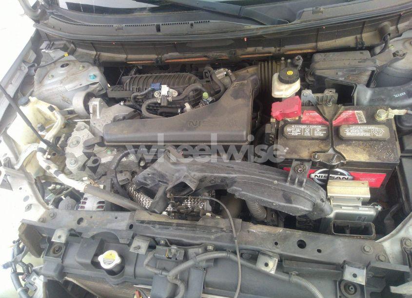 Photo 10 of 2016 Nissan Rogue SL (VIN 5N1AT2MT5GC758268)