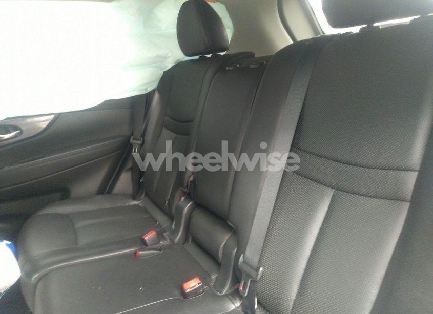 Photo 8 of 2016 Nissan Rogue SL (VIN 5N1AT2MT5GC758268)