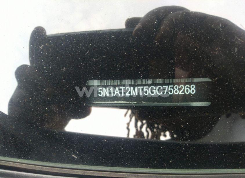 Photo 9 of 2016 Nissan Rogue SL (VIN 5N1AT2MT5GC758268)