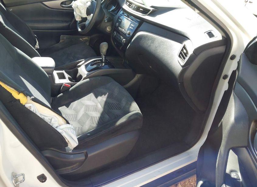 Photo 5 of 2016 Nissan Rogue S/SL/SV (VIN 5N1AT2MT5GC810983)