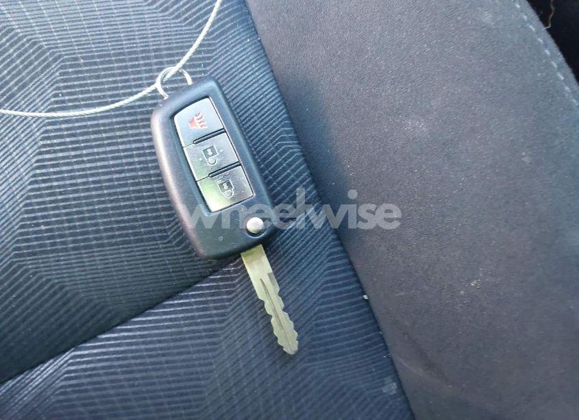 Photo 11 of 2016 Nissan Rogue S (VIN 5N1AT2MT5GC859911)