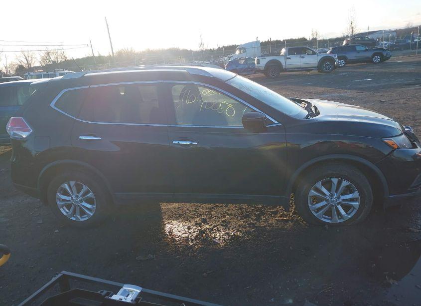 Photo 13 of 2016 Nissan Rogue SV (VIN 5N1AT2MT5GC888888)