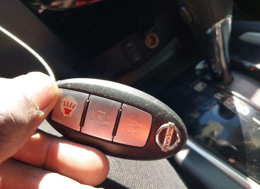 Photo 11 of 2016 Nissan Rogue SV (VIN 5N1AT2MT5GC899292)