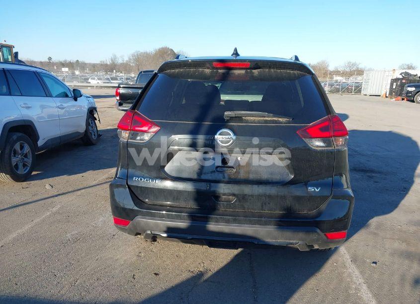 Photo 16 of 2017 Nissan Rogue SV (VIN 5N1AT2MT5HC758286)