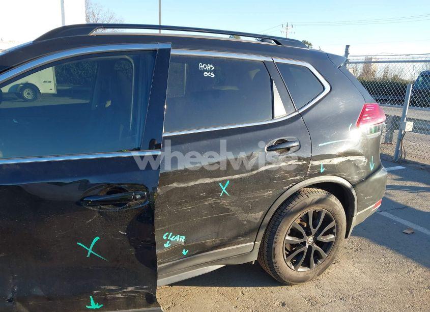 Photo 17 of 2017 Nissan Rogue SV (VIN 5N1AT2MT5HC758286)