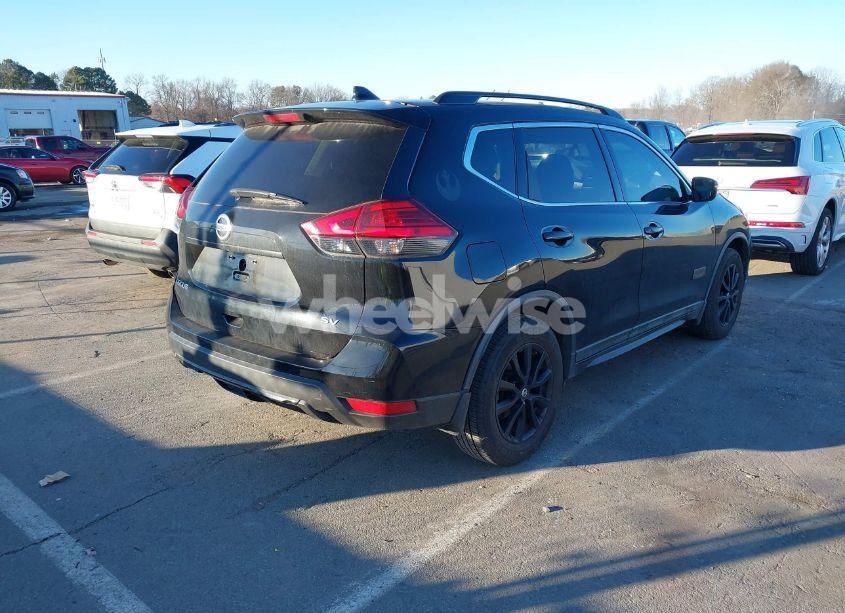 Photo 4 of 2017 Nissan Rogue SV (VIN 5N1AT2MT5HC758286)