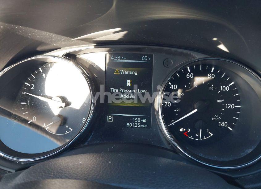 Photo 7 of 2017 Nissan Rogue SV (VIN 5N1AT2MT5HC758286)