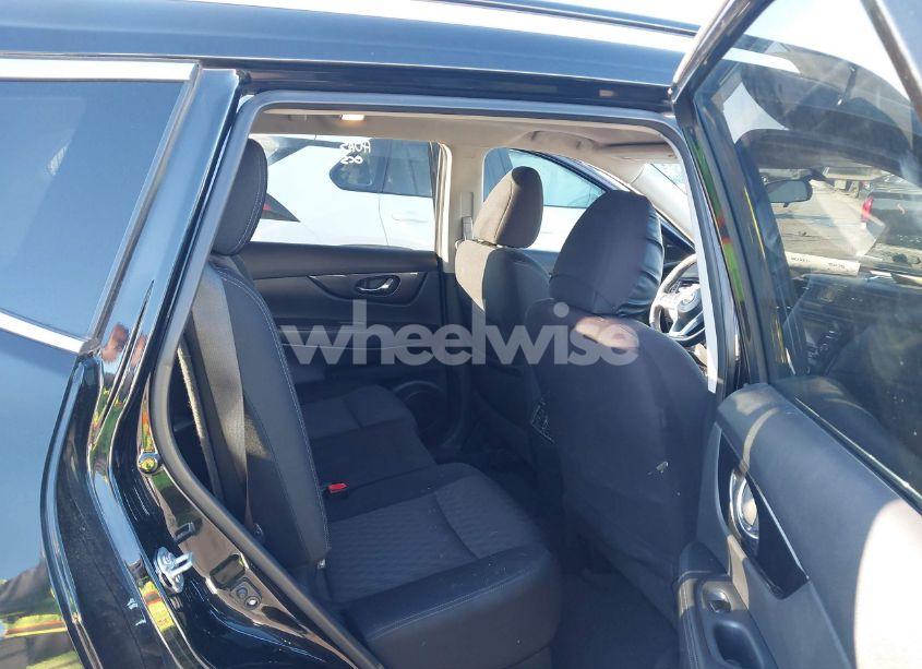 Photo 8 of 2017 Nissan Rogue SV (VIN 5N1AT2MT5HC758286)