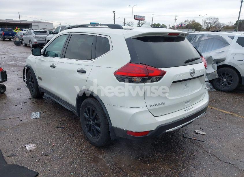 Photo 3 of 2017 Nissan Rogue SV (VIN 5N1AT2MT5HC771751)