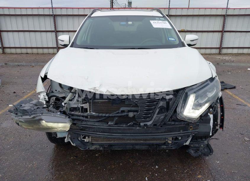 Photo 6 of 2017 Nissan Rogue SV (VIN 5N1AT2MT5HC771751)