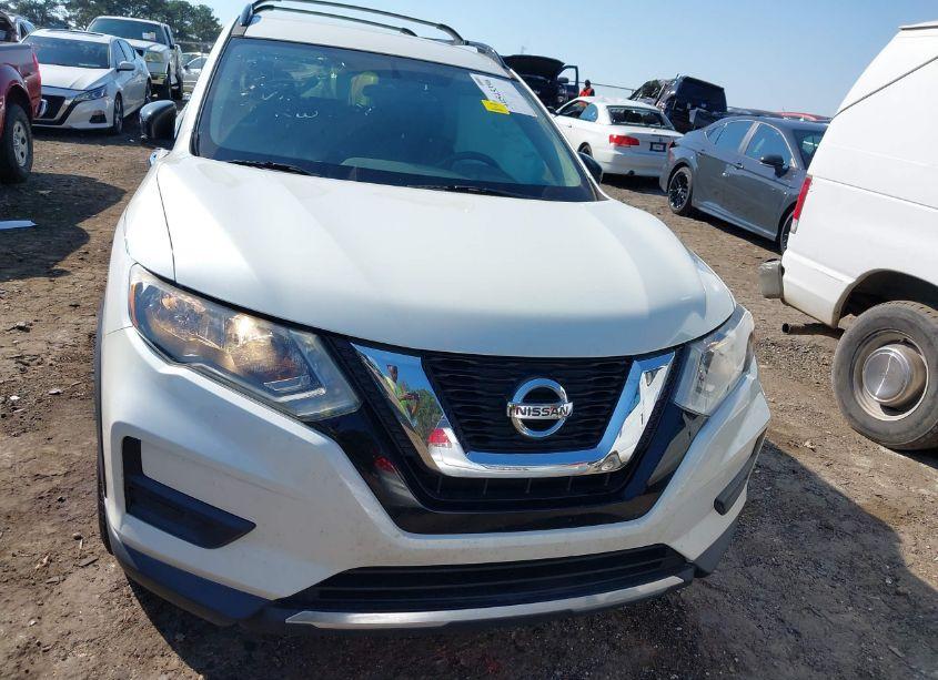 Photo 12 of 2017 Nissan Rogue SV (VIN 5N1AT2MT5HC820351)