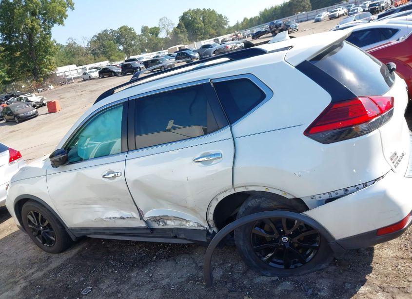 Photo 14 of 2017 Nissan Rogue SV (VIN 5N1AT2MT5HC820351)