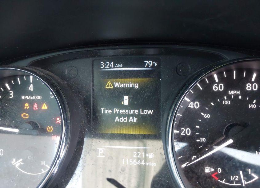 Photo 15 of 2017 Nissan Rogue SV (VIN 5N1AT2MT5HC820351)