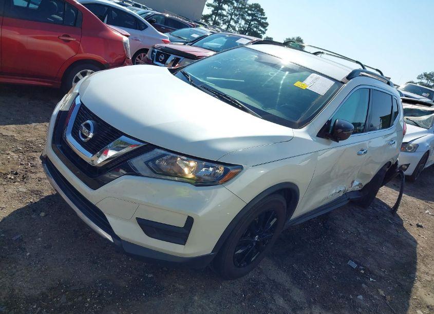 Photo 2 of 2017 Nissan Rogue SV (VIN 5N1AT2MT5HC820351)