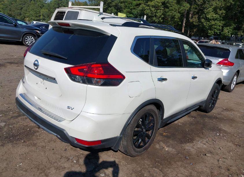 Photo 4 of 2017 Nissan Rogue SV (VIN 5N1AT2MT5HC820351)