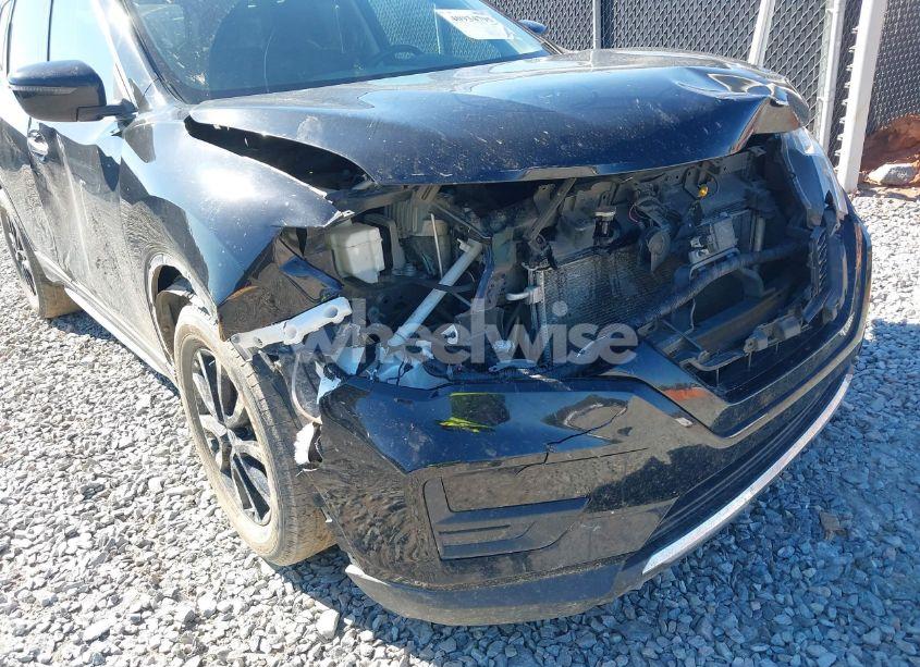 Photo 20 of 2017 Nissan Rogue SV (VIN 5N1AT2MT5HC834850)